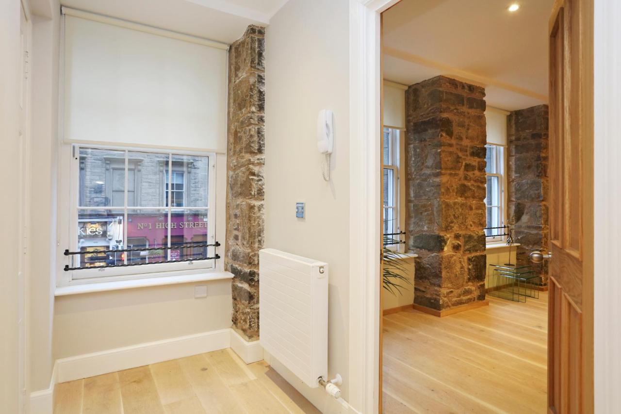 Joivy Elegant Home At The Heart Of The Royal Mile Edimburgo Exterior foto