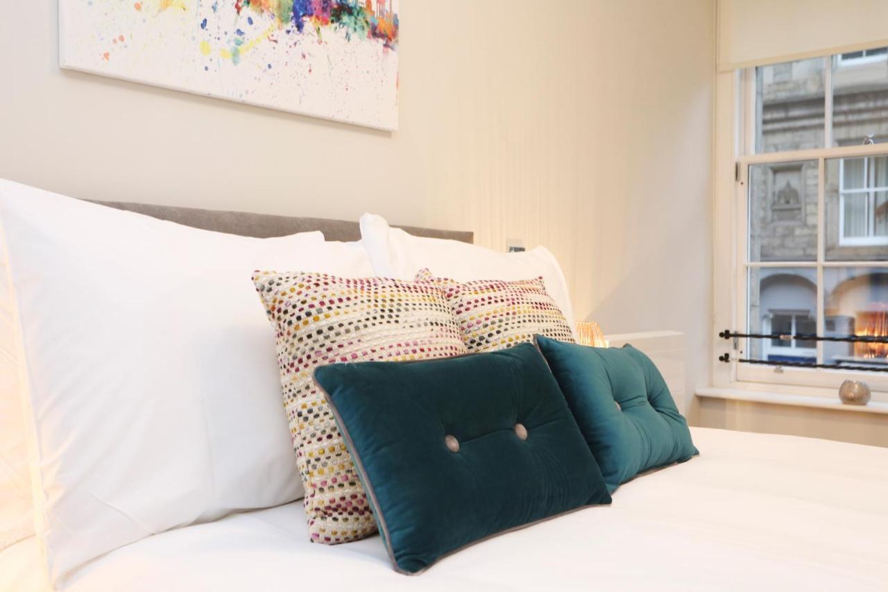Joivy Elegant Home At The Heart Of The Royal Mile Edimburgo Exterior foto